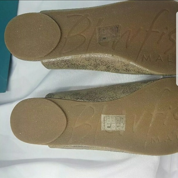 Blowfish Ballerina Peep Toe Flats 8M Gold New w/bx - Picture 2 of 4